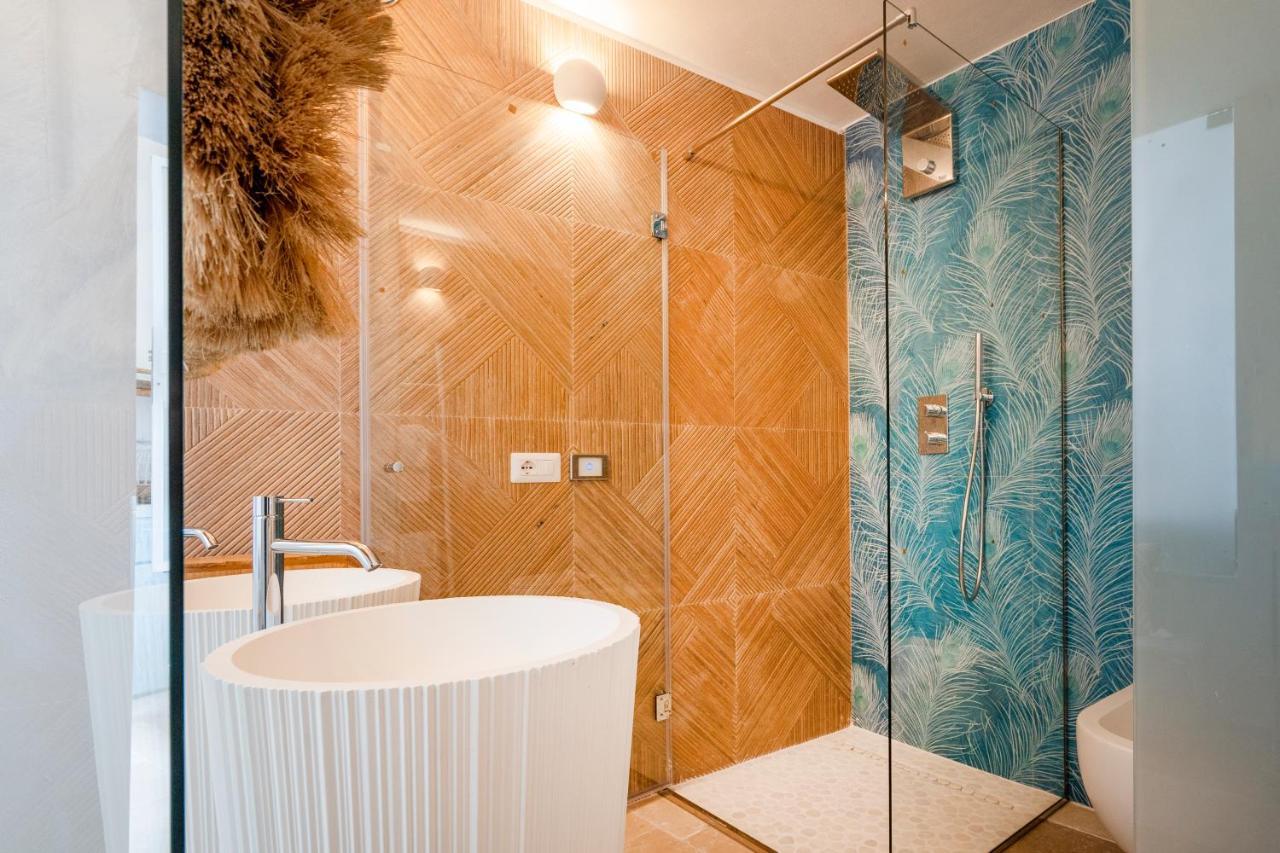 Apulia Charming Suites - Casa Lonfo Suite Sole Monopoli Exterior foto
